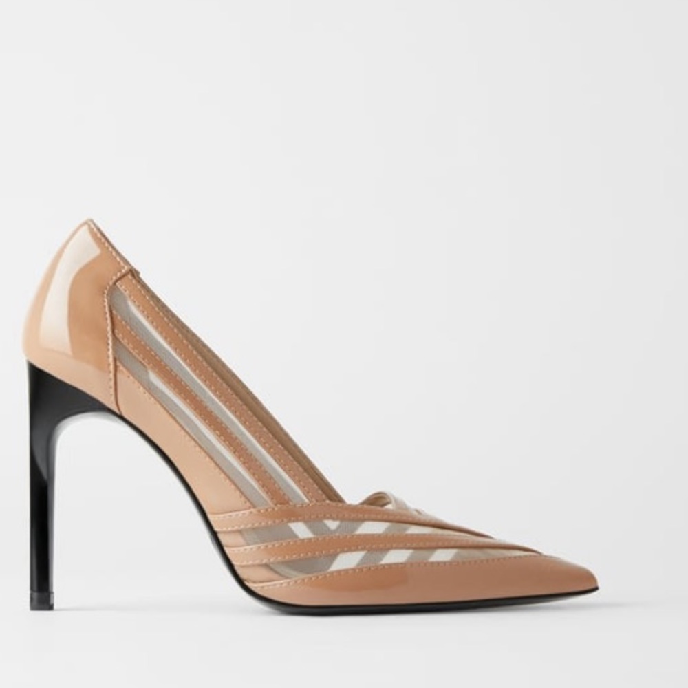 Mesh heels